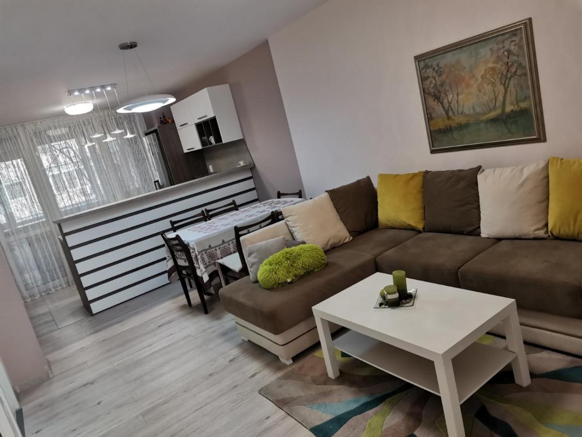 Markoni Sliven Esterno foto